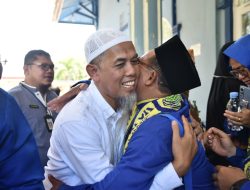 Walikota Paisal Lepas Jamaah Umrah: Jaga Kesehatan, Doakan Dumai