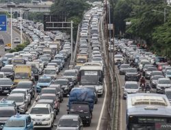 kendaraan roda dua Klakson di Jakarta Kenapa Ini Bukan Solusi Kemacetan