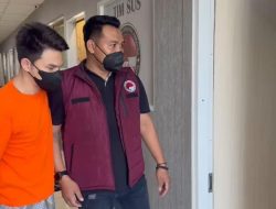 Sidang Jonathan Frizzy Dicecar Hakim soal Impor Vape Berisi Etomidate