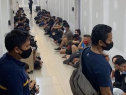 Pesta Gay di Hotel Surabaya hingga 34 Pria Bugil Diamankan