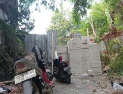 Ketika Rumah Jadi Benteng Duduk Perkara Ari Tutup Jalan Perumahan di Semarang