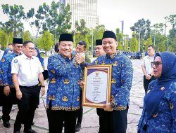 pemko dumai pengangguran raih penghargaan nasional